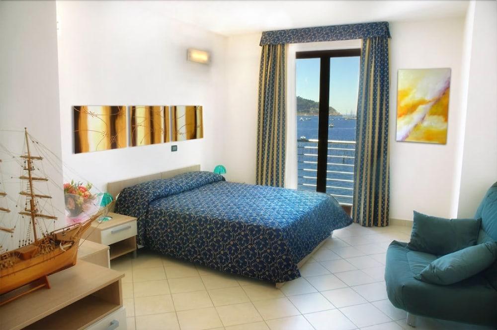 Hotel Residence Le Terrazze Porto Venere Eksteriør billede